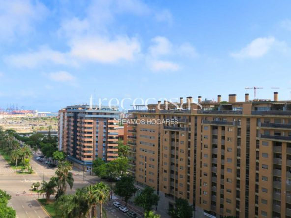 piso en penya roja con piscina