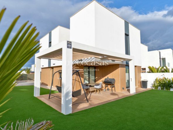 vivienda pareada en torre en conill